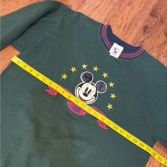 Vintage 90s Mickey & Co “Mickey 1928” Crewneck – Made in USA – Green - Picture 9 of 9